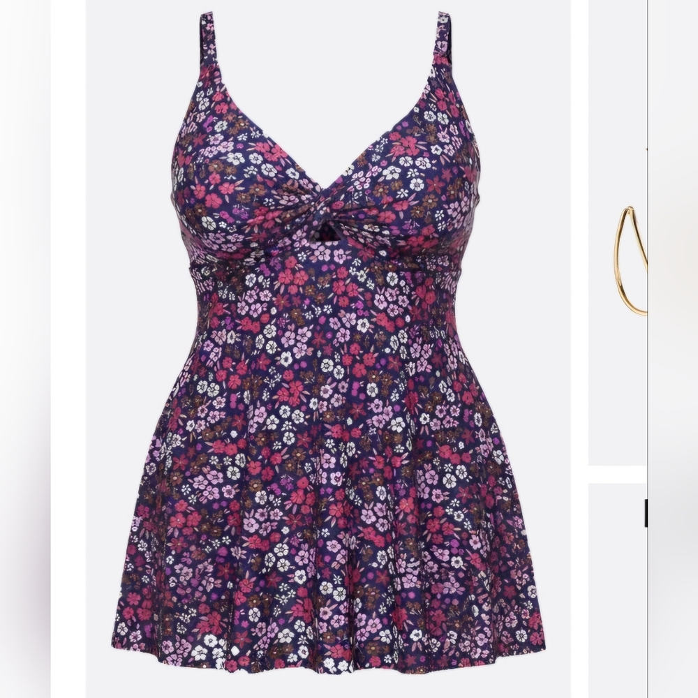 Torrid Wire Free Twist Front Tankini- Alex Ditsy Blue, New Without Tags